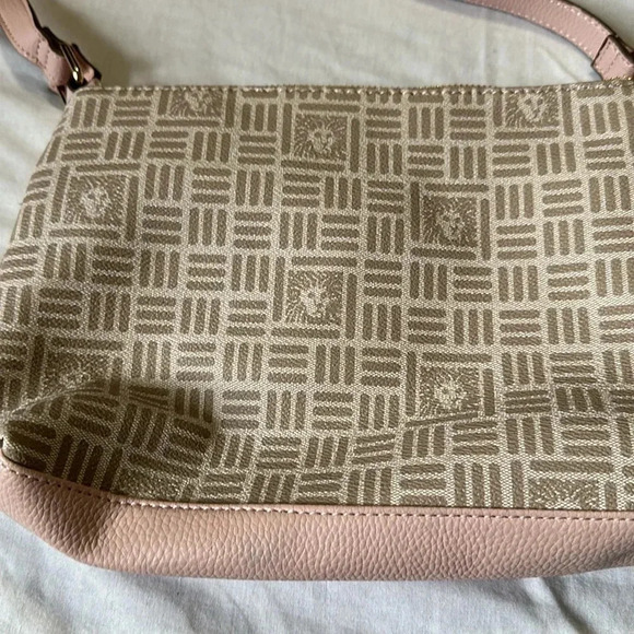 Anne Klein Pink Tan crossbody - Picture 6 of 9